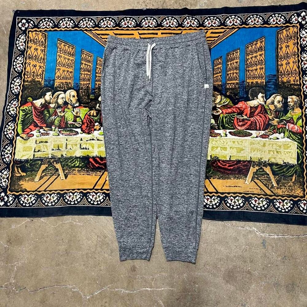 Grey Vuori Performance Joggers Women’s Size XL Vuori Dreamknit VW303 Stretch